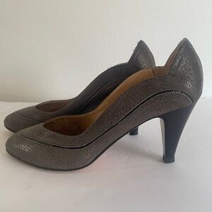 Cities 3” leather pumps Brown with blk inlay. Made in Italy us sz 8m Italy sz 38